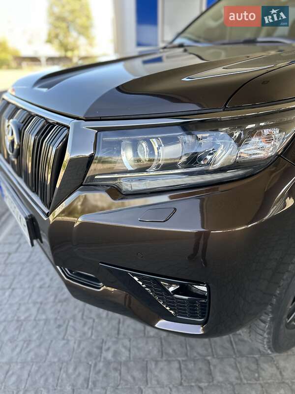 Позашляховик / Кросовер Toyota Land Cruiser Prado 2021 в Дніпрі