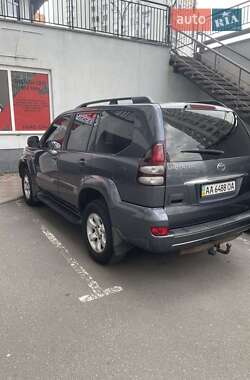 Внедорожник / Кроссовер Toyota Land Cruiser Prado 2005 в 