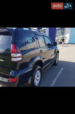 Позашляховик / Кросовер Toyota Land Cruiser Prado 2007 в 