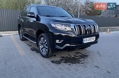 Внедорожник / Кроссовер Toyota Land Cruiser Prado 2022 в 