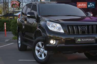 Позашляховик / Кросовер Toyota Land Cruiser Prado 2012 в 