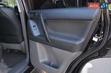 Позашляховик / Кросовер Toyota Land Cruiser Prado 2012 в 