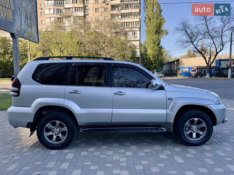 Позашляховик / Кросовер Toyota Land Cruiser Prado 2008 в Одесі