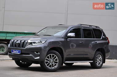 Внедорожник / Кроссовер Toyota Land Cruiser Prado 2019 в Киеве