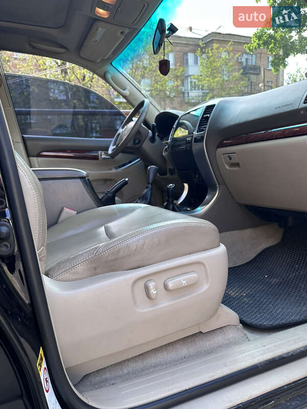 Позашляховик / Кросовер Toyota Land Cruiser Prado 2007 в Марганці