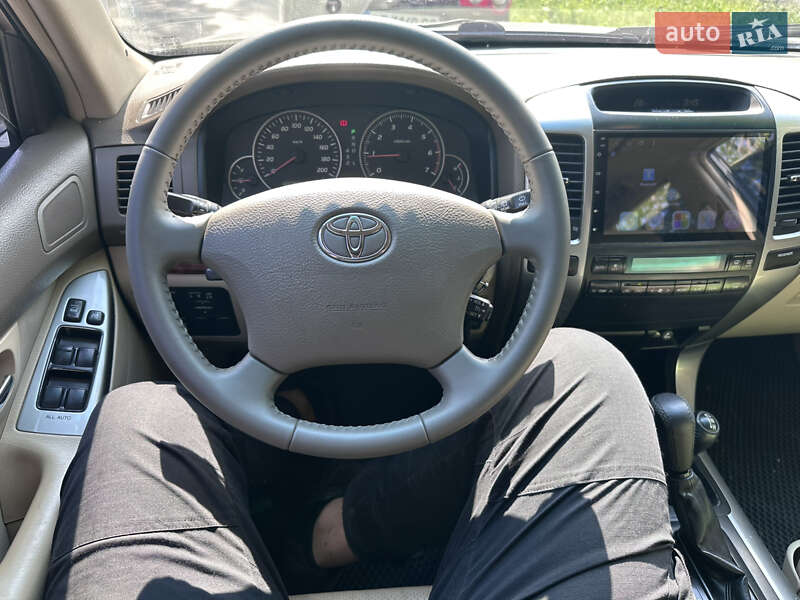 Позашляховик / Кросовер Toyota Land Cruiser Prado 2007 в Марганці