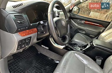 Внедорожник / Кроссовер Toyota Land Cruiser Prado 2005 в 
