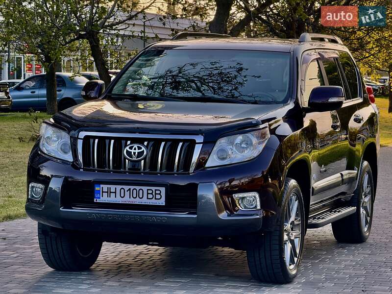 Позашляховик / Кросовер Toyota Land Cruiser Prado 2010 в Одесі