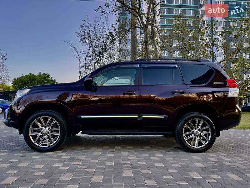 Позашляховик / Кросовер Toyota Land Cruiser Prado 2010 в Одесі