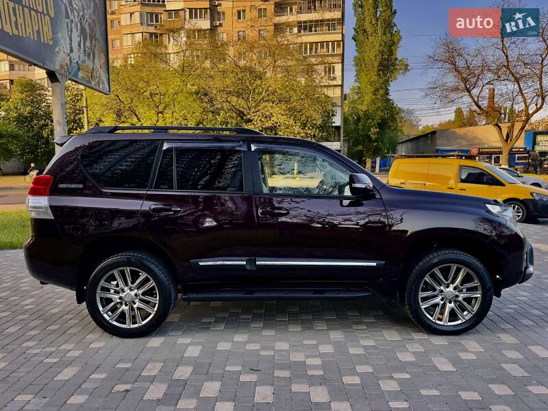 Позашляховик / Кросовер Toyota Land Cruiser Prado 2010 в Одесі