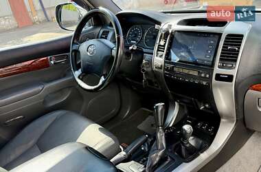 Внедорожник / Кроссовер Toyota Land Cruiser Prado 2006 в 