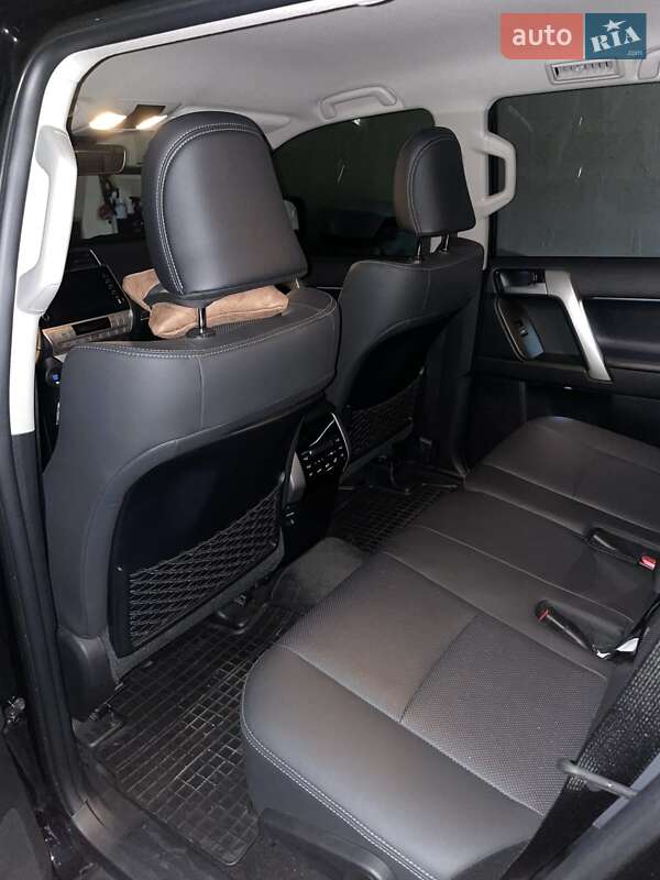 Позашляховик / Кросовер Toyota Land Cruiser Prado 2021 в Кропивницькому фото 16 Позашляховик / Кросовер Toyota Land Cruiser Prado 2021 в Кропивницькому