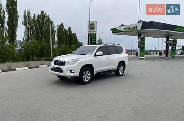 Позашляховик / Кросовер Toyota Land Cruiser Prado 2011 в Хмельницькому