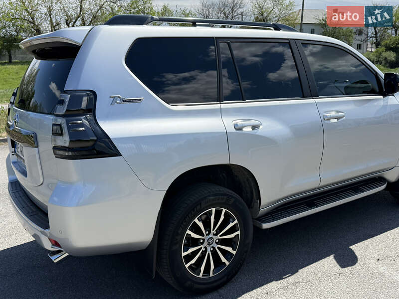Позашляховик / Кросовер Toyota Land Cruiser Prado 2021 в Новомосковську фото 9 Позашляховик / Кросовер Toyota Land Cruiser Prado 2021 в Новомосковську