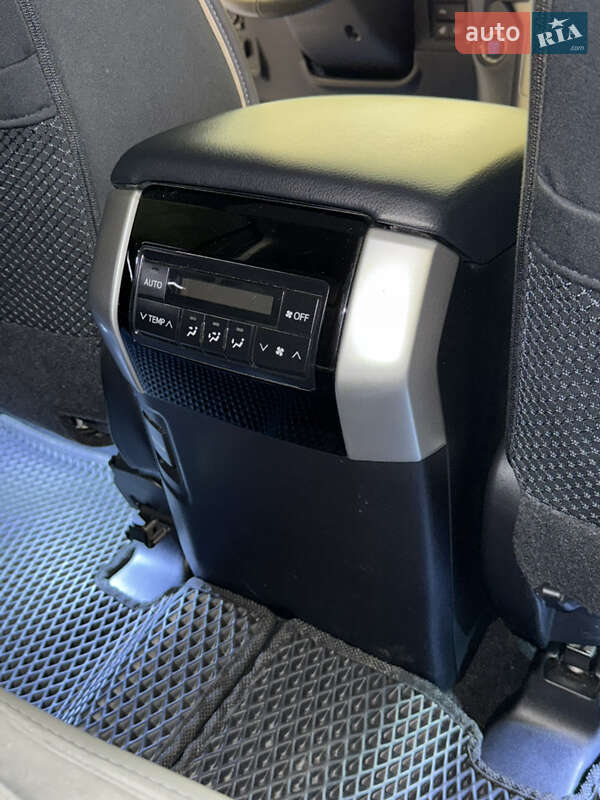 Позашляховик / Кросовер Toyota Land Cruiser Prado 2021 в Новомосковську фото 63 Позашляховик / Кросовер Toyota Land Cruiser Prado 2021 в Новомосковську