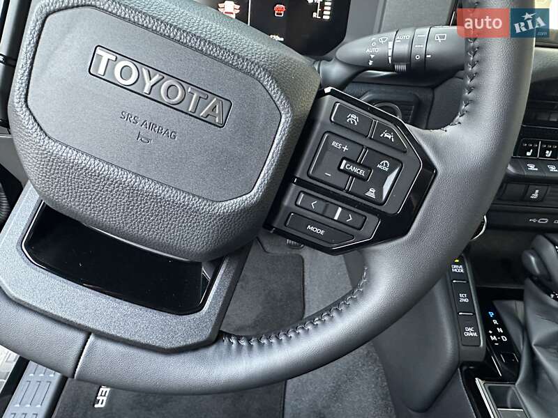 Позашляховик / Кросовер Toyota Land Cruiser Prado 2025 в Києві