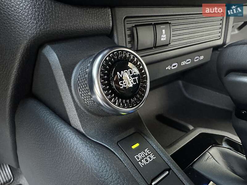Позашляховик / Кросовер Toyota Land Cruiser Prado 2025 в Києві