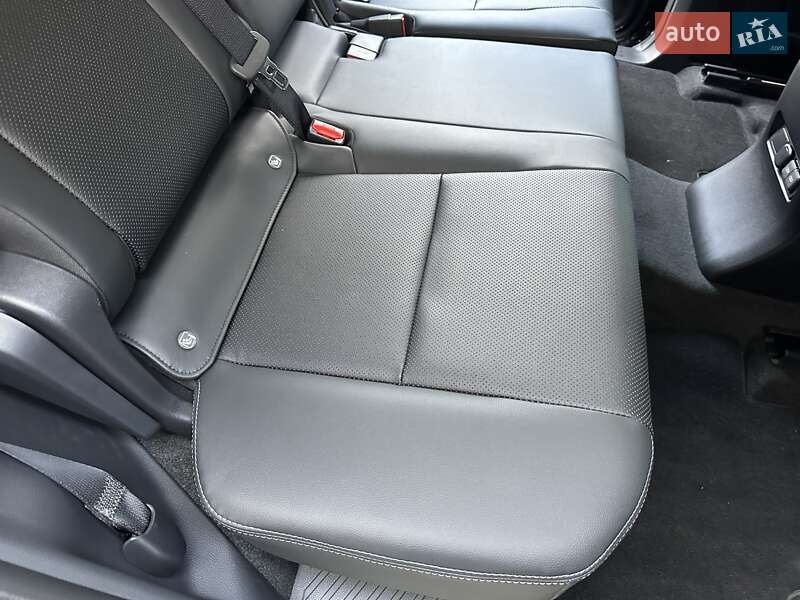 Позашляховик / Кросовер Toyota Land Cruiser Prado 2025 в Києві