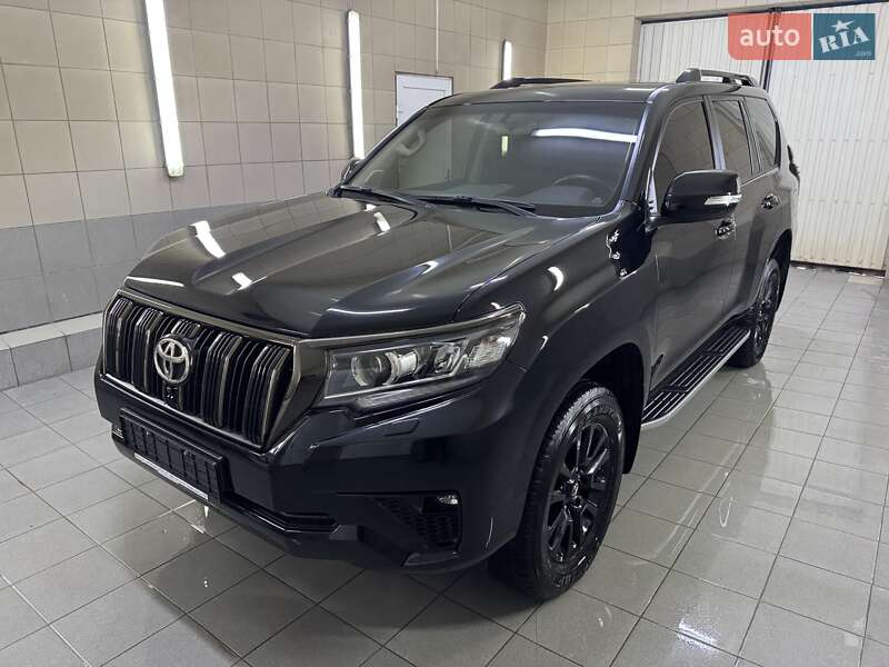 Позашляховик / Кросовер Toyota Land Cruiser Prado 2022 в Умані