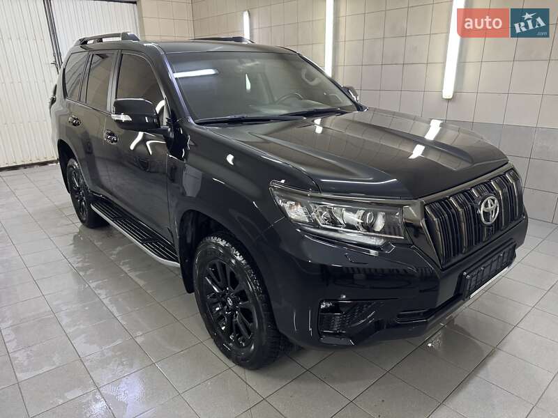 Позашляховик / Кросовер Toyota Land Cruiser Prado 2022 в Умані