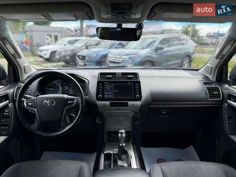 Внедорожник / Кроссовер Toyota Land Cruiser Prado 2022 в Киеве