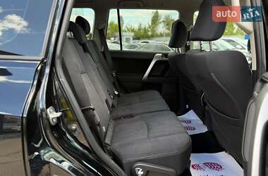 Внедорожник / Кроссовер Toyota Land Cruiser Prado 2022 в 
