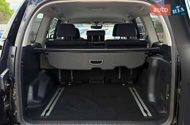 Внедорожник / Кроссовер Toyota Land Cruiser Prado 2022 в 