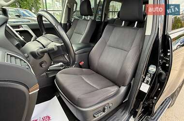 Внедорожник / Кроссовер Toyota Land Cruiser Prado 2022 в 