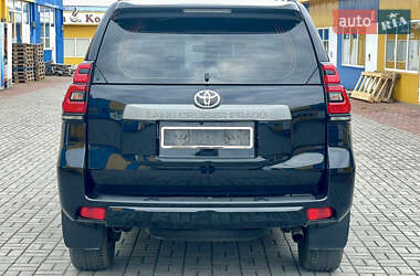 Позашляховик / Кросовер Toyota Land Cruiser Prado 2019 в 