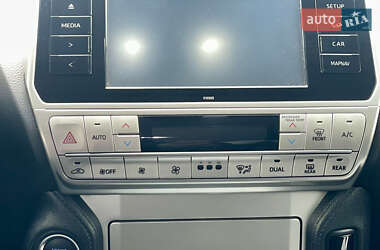 Позашляховик / Кросовер Toyota Land Cruiser Prado 2019 в 