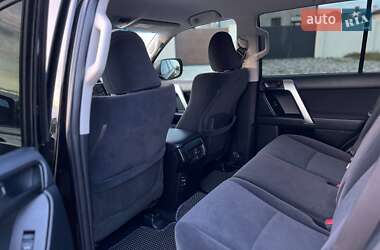 Внедорожник / Кроссовер Toyota Land Cruiser Prado 2022 в 