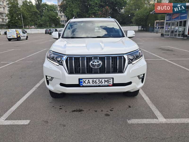 Внедорожник / Кроссовер Toyota Land Cruiser Prado 2019 в Киеве