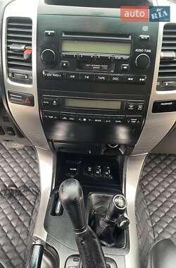 Позашляховик / Кросовер Toyota Land Cruiser Prado 2007 в 