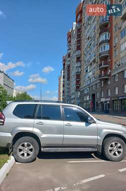 Позашляховик / Кросовер Toyota Land Cruiser Prado 2007 в Києві