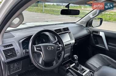 Внедорожник / Кроссовер Toyota Land Cruiser Prado 2018 в 
