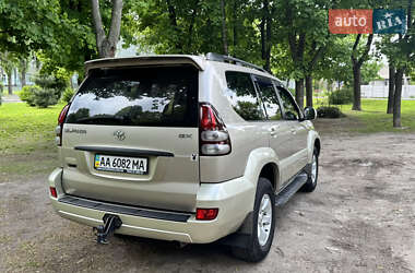 Внедорожник / Кроссовер Toyota Land Cruiser Prado 2004 в 
