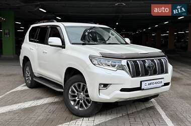 Внедорожник / Кроссовер Toyota Land Cruiser Prado 2018 в Киеве