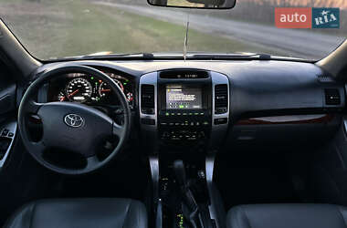 Позашляховик / Кросовер Toyota Land Cruiser Prado 2006 в 