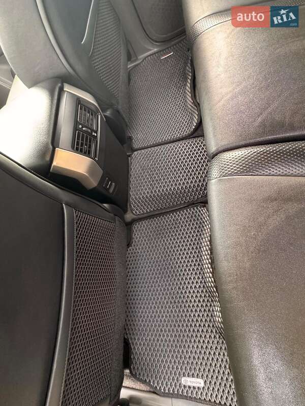 Внедорожник / Кроссовер Toyota Land Cruiser Prado 2012 в Львове фото 18 Внедорожник / Кроссовер Toyota Land Cruiser Prado 2012 в Львове