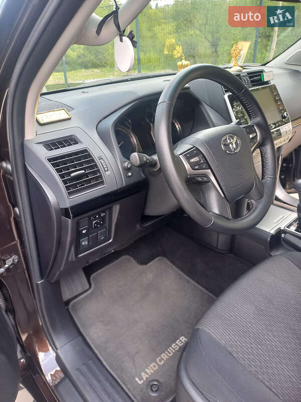 Позашляховик / Кросовер Toyota Land Cruiser Prado 2023 в Житомирі