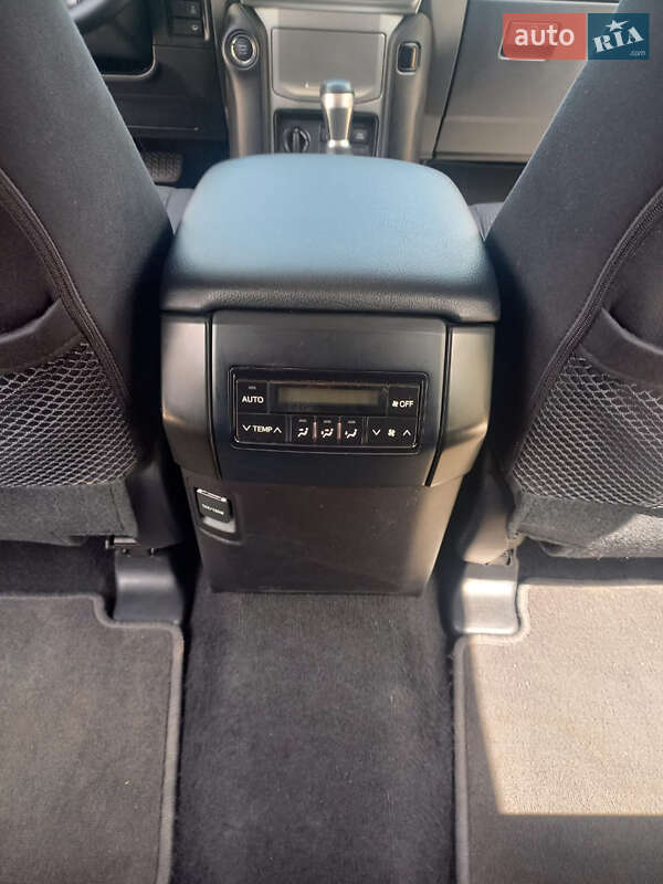 Позашляховик / Кросовер Toyota Land Cruiser Prado 2023 в Житомирі