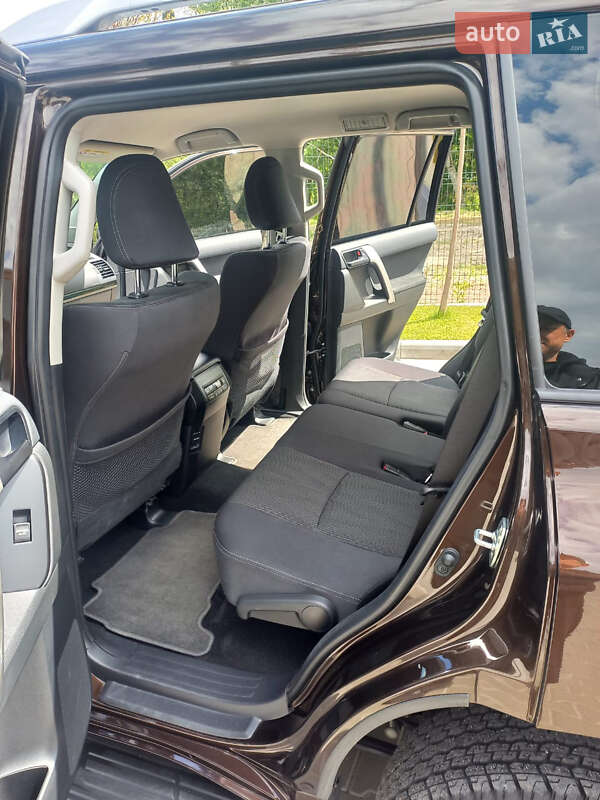 Позашляховик / Кросовер Toyota Land Cruiser Prado 2023 в Житомирі
