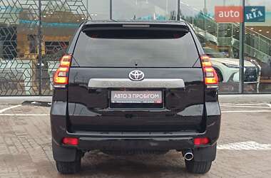 Позашляховик / Кросовер Toyota Land Cruiser Prado 2021 в 