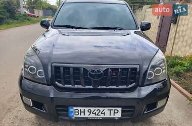 Внедорожник / Кроссовер Toyota Land Cruiser Prado 2003 в 