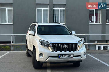 Позашляховик / Кросовер Toyota Land Cruiser Prado 2015 в 