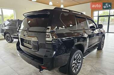 Внедорожник / Кроссовер Toyota Land Cruiser Prado 2022 в 