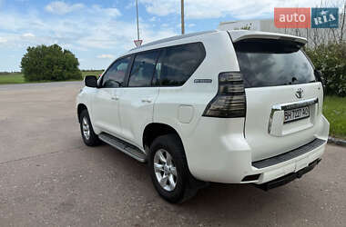 Позашляховик / Кросовер Toyota Land Cruiser Prado 2010 в 