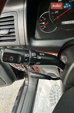 Позашляховик / Кросовер Toyota Land Cruiser Prado 2004 в 