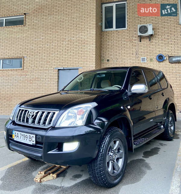 Позашляховик / Кросовер Toyota Land Cruiser Prado 2006 в Києві