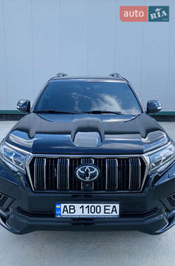Позашляховик / Кросовер Toyota Land Cruiser Prado 2021 в 